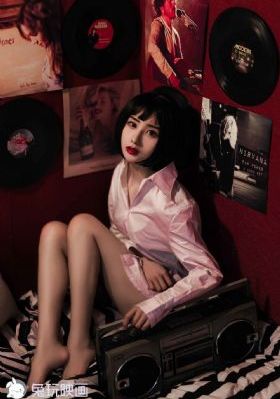 头像女欧美漫画_BD国语全集免费播放
