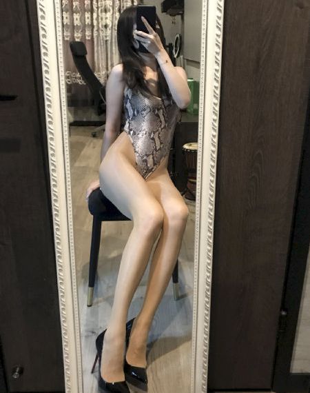 日韩精品成人色恋爱舞台_高清直播在线观看