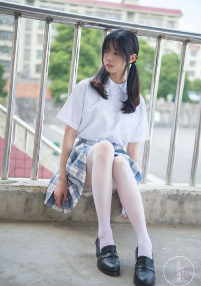 日韩精品最新在线藏精阁_高清高清迅雷在线观看