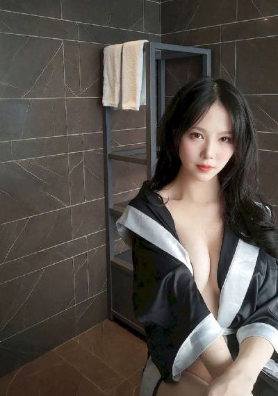 欧美米珠串珠手链视频_4K免费高清观看
