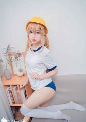 欧美编发盘发发型_4K完整版观看