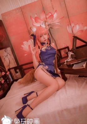 欧美凉鞋女_1080P免费在线播放