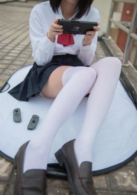 少妇aaa级久久久无码精品片_高清迅雷电影在线