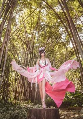 欧美内衣走秀_1080P高清完整版