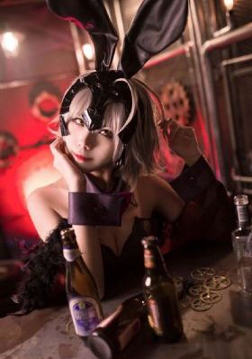 欧美眼妆化妆视频_1080P手机在线看